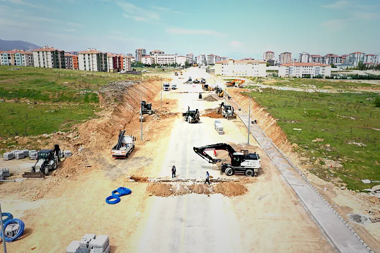 Malatya'da O Caddenin Genişliği 30 Metreye Çıkarıldı - RayHaber